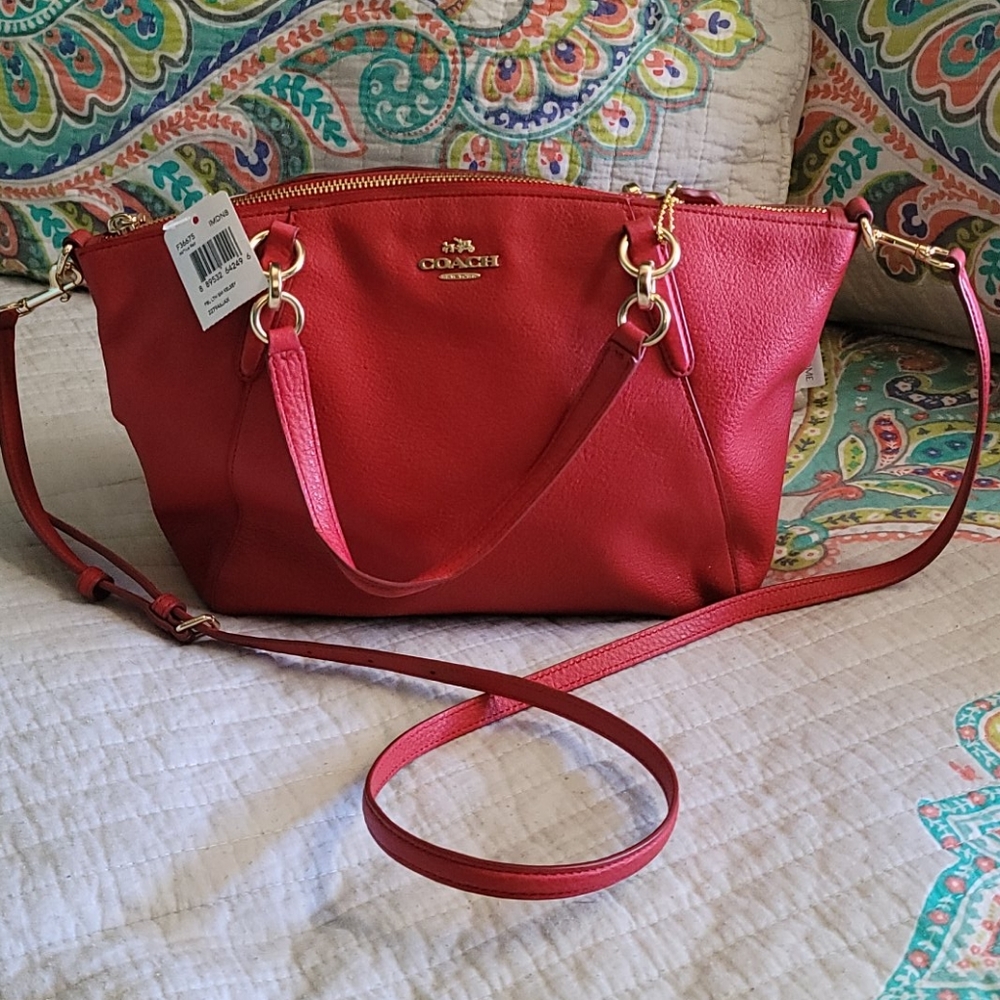 NWT Couch Purse (Red)